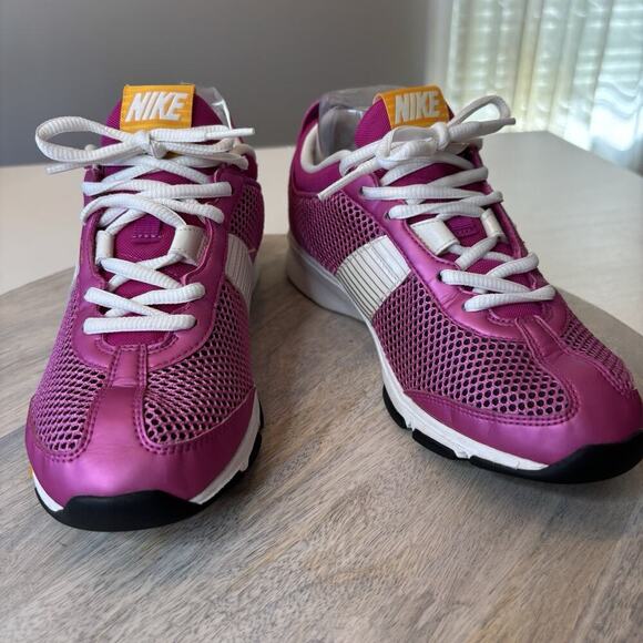 Nike Zoom Trainer Running Walking Comfort Essential 2 Women's Pink Shoes Size 7 - Picture 2 of 11